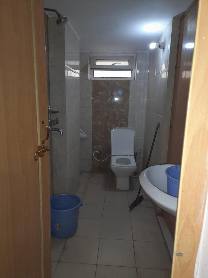 רישיקש Guru Kripa Apartment מראה חיצוני תמונה